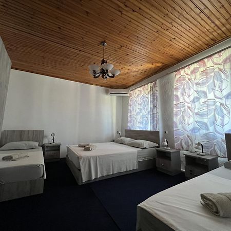 Onetwosleep Guesthouse Shkodër Dış mekan fotoğraf
