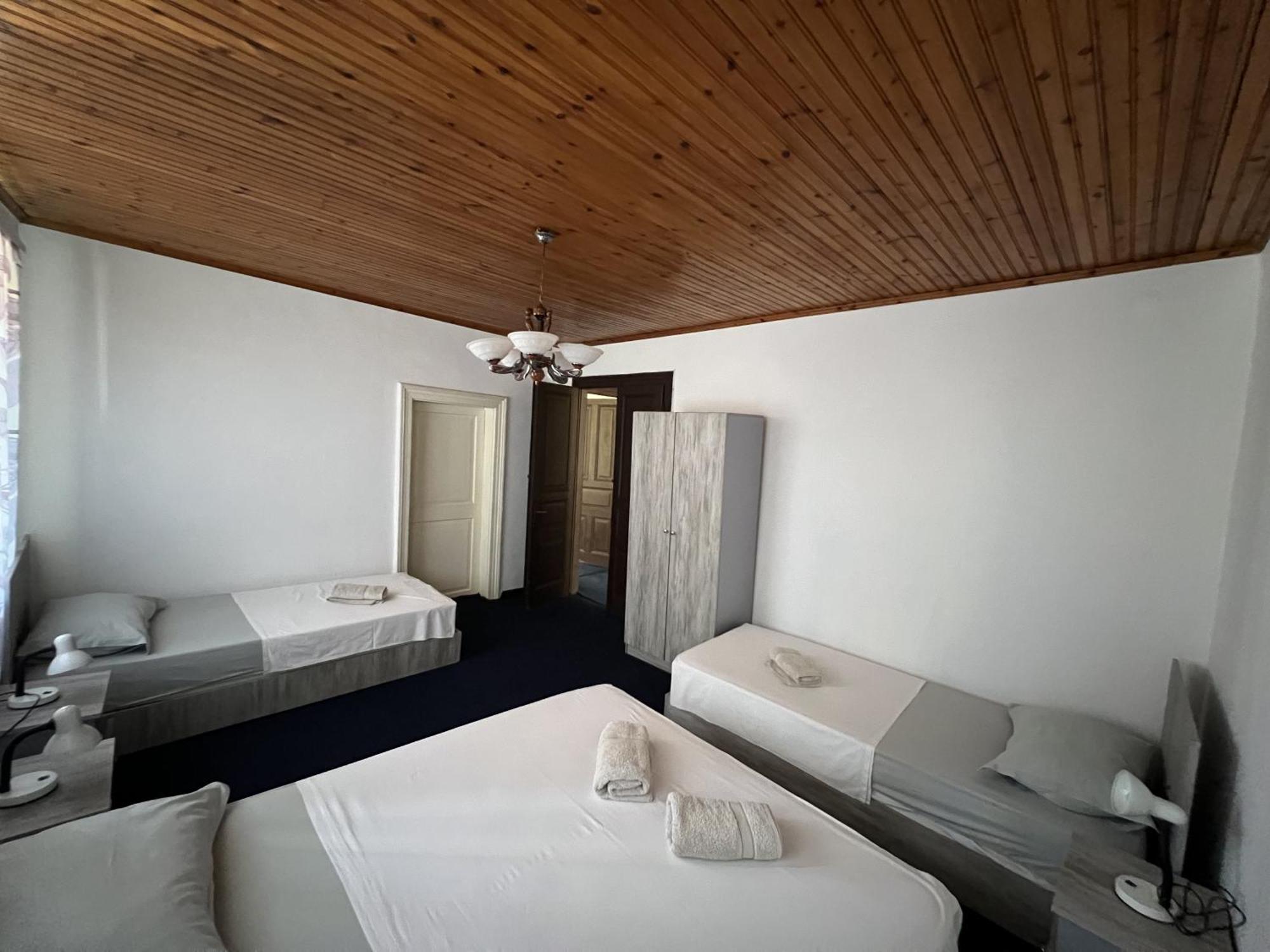 Onetwosleep Guesthouse Shkodër Dış mekan fotoğraf