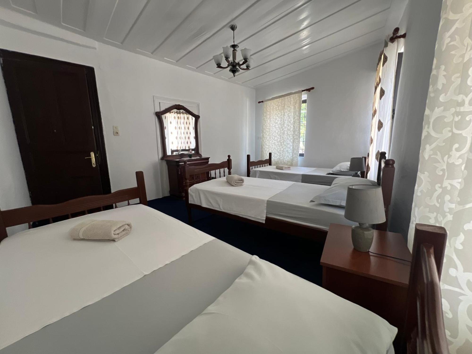 Onetwosleep Guesthouse Shkodër Dış mekan fotoğraf